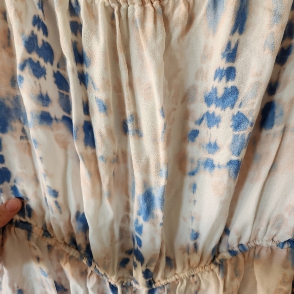 Forever 21 Blue and Peach Tiedye Romper . SIZE Medium - Picture 7 of 8